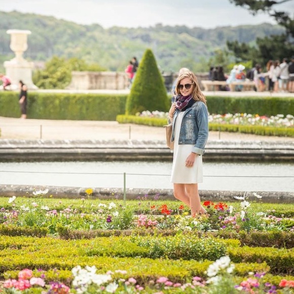Small Cropped Jean Jacket - Picture 11 of 11